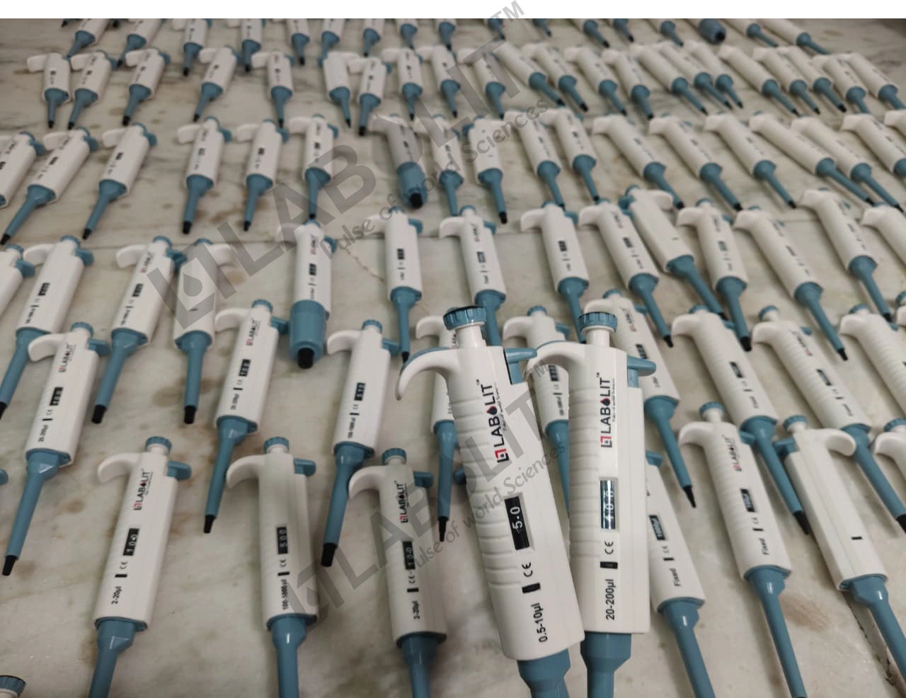 Micropipette Manufacturer labolit