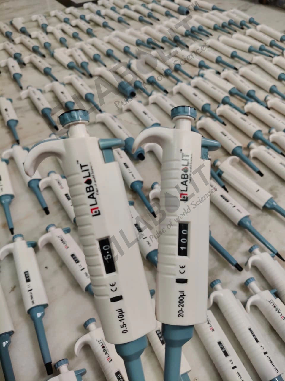 LABOLIT is the Leading Micropipette Manufacturer in India