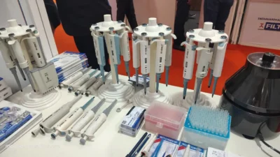 LABOLIT is a leading micropipette manufacturer and supplier in Bangalore and Hyderabad, Karnataka offering fixed, variable, mini and multichannel micropipettes.